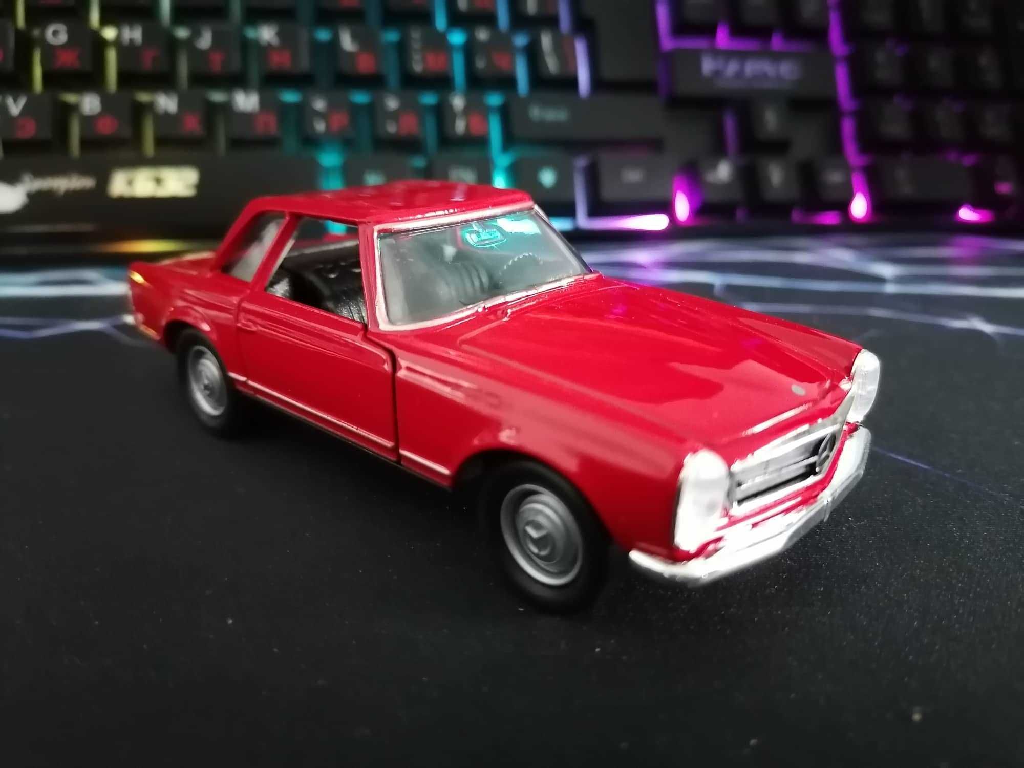 Мерцедес 230 SL '63 в мащаб 1:34