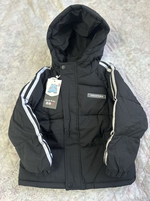 Теплая куртка на мальчка