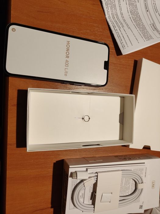Honor 400 lite нов 3 години гаранция