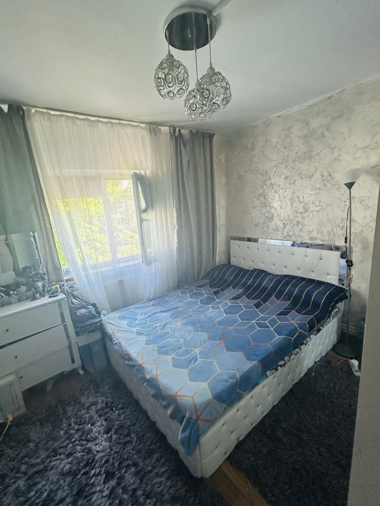 Apartament 4 camere Craiovita-noua