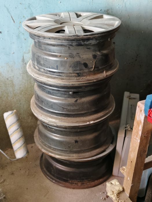 Диски с колпаками 4шт R14 5x100