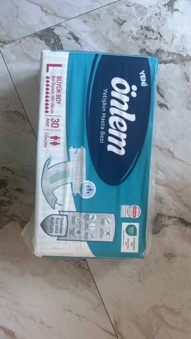 Продам взрослый памперс размер М (обхват 100-150см)