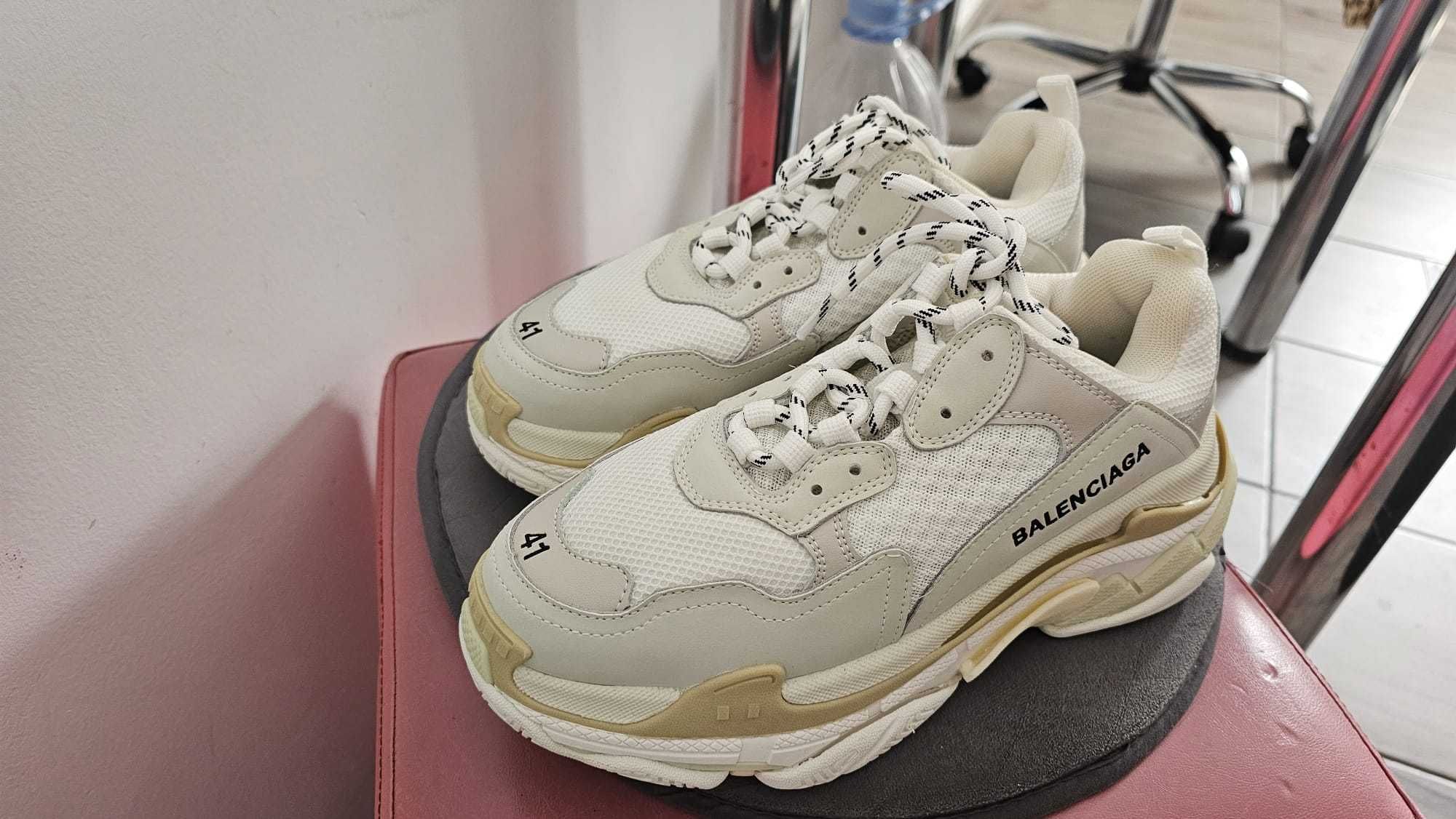 Balenciaga Triple S Calitatea Premium