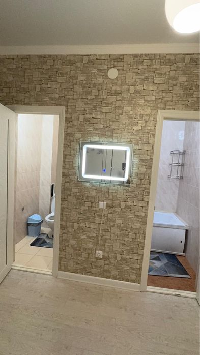 Екі бөлмелі пәтер ұзақ мерзімге жалға беріледі