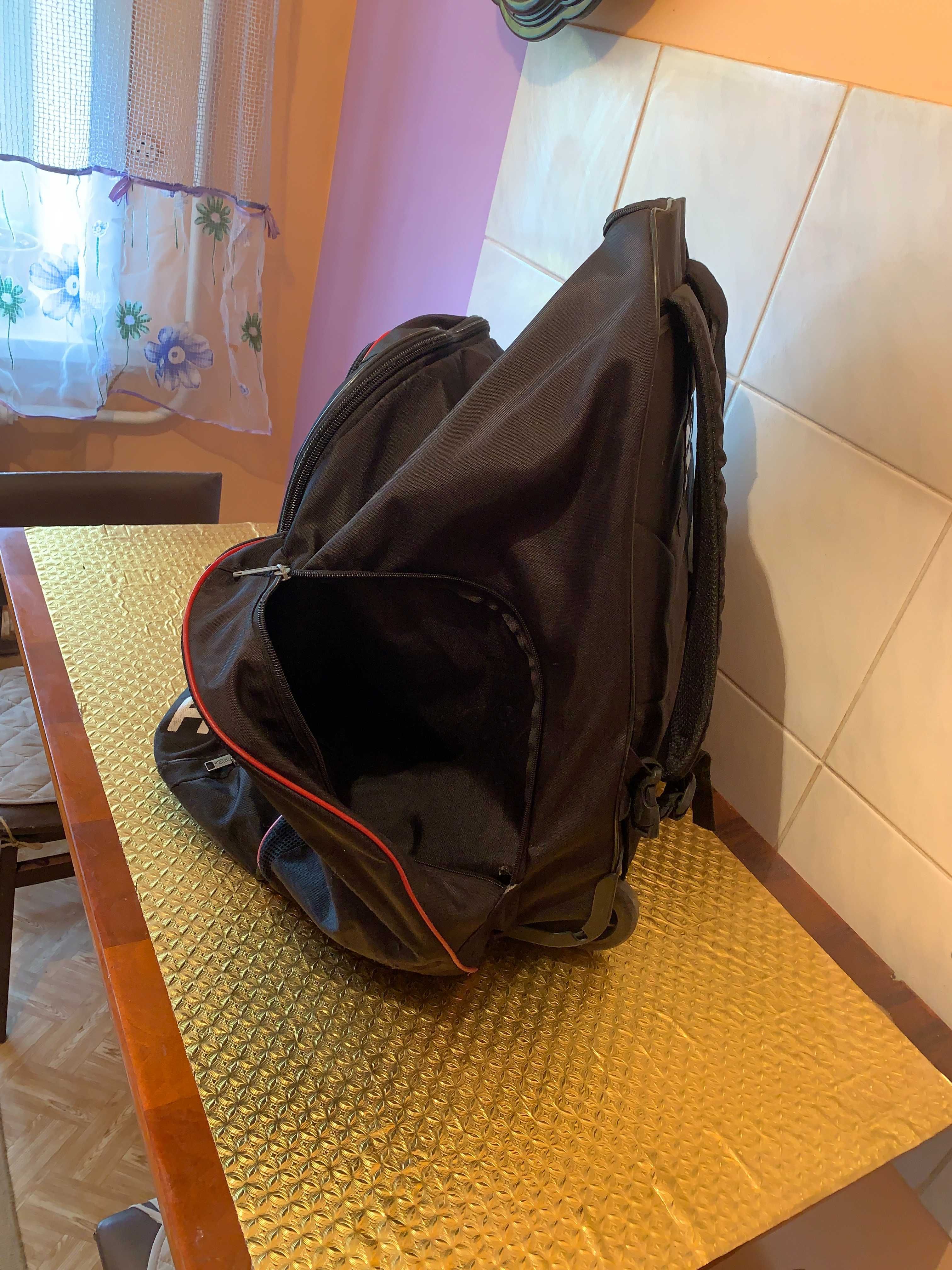 Продам сумку-рюкзак спортивную из полипропилен. ткани (сделано в РФ)