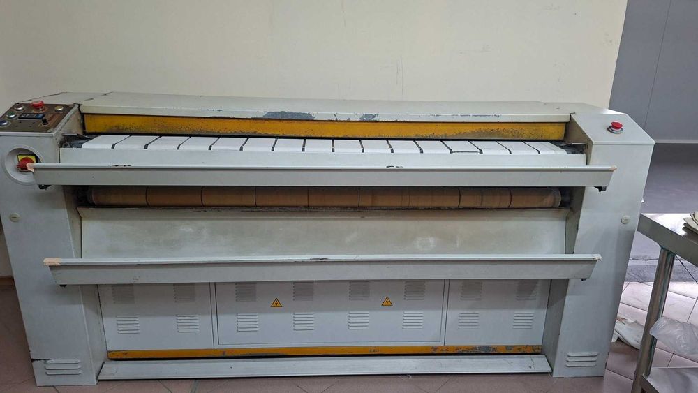 Каландър (Машина за гладене)