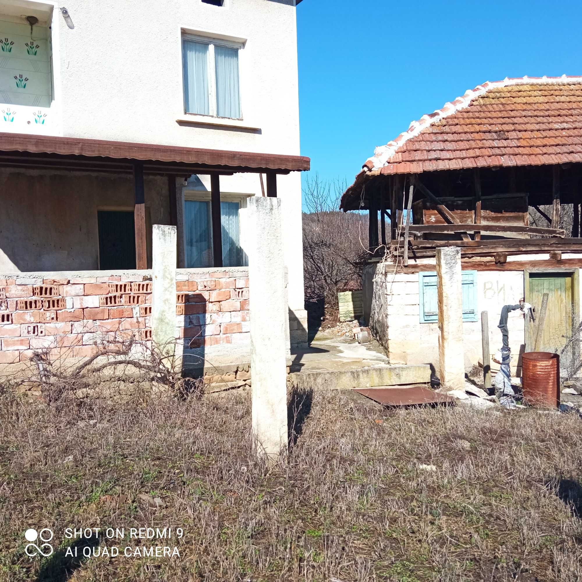 Продава се къща в с.Горна Кремена