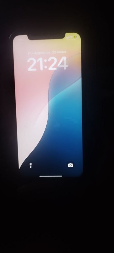 Обменаю айфон XR 128gb