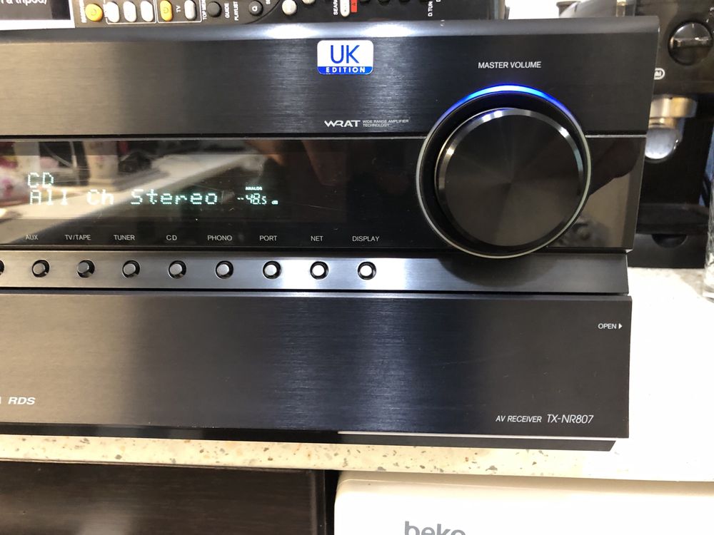 Onkyo TX-NR807 resiver