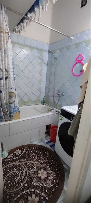 чиланзар 18 квартал 2²/4/4 балкон 1.5/3 М²46 мебель техника 
не торец