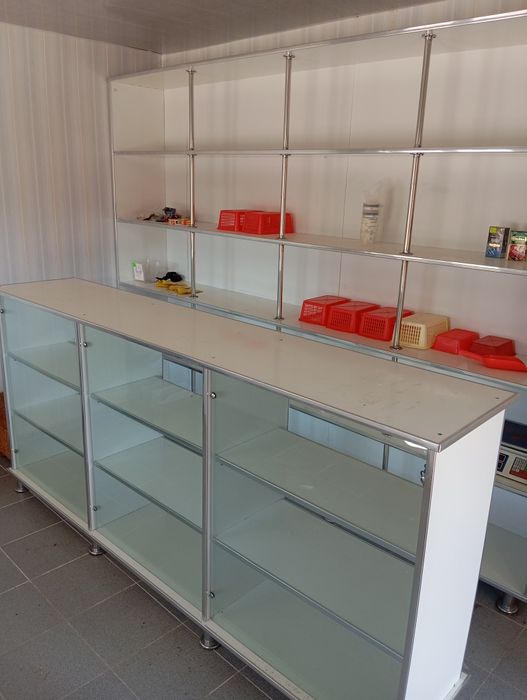 Витрина продается