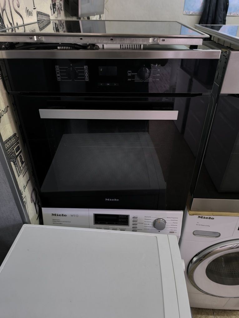 Фурна Miele H2661-B 76литра.