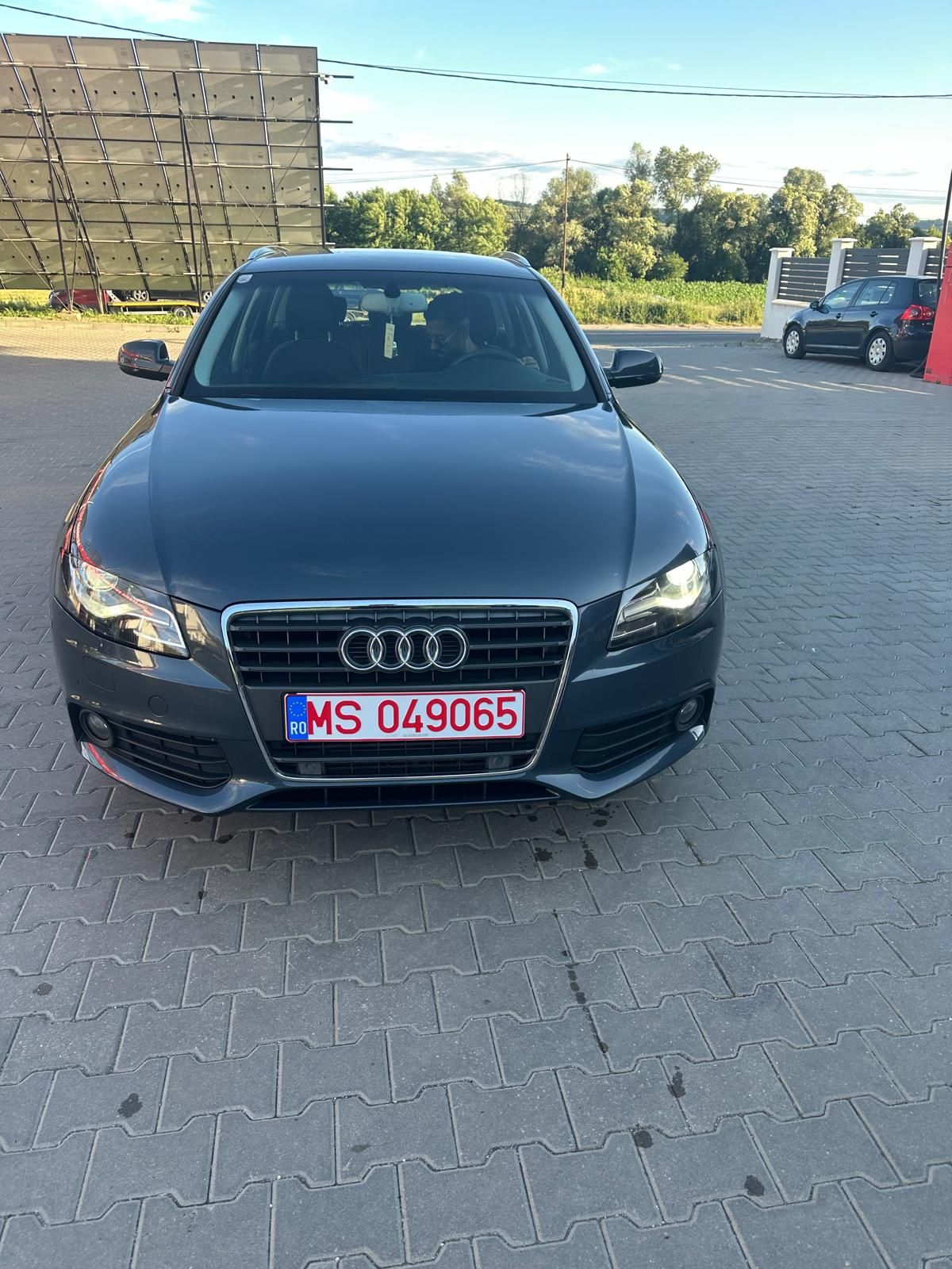 Vand Audi A4 B8 2010