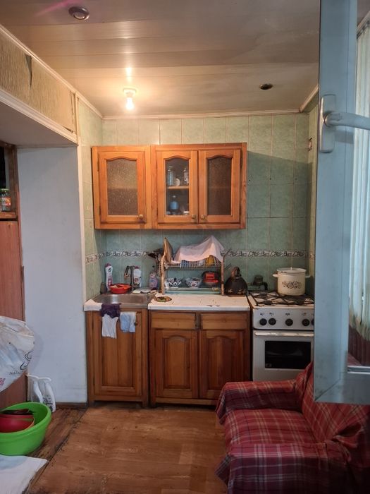 Якассарай Шота Руставели 2/2/4кирпич балкон 2×6