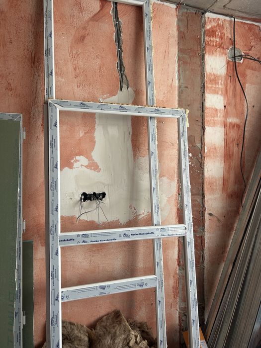 Продам пластиковые перегородки со стеклом