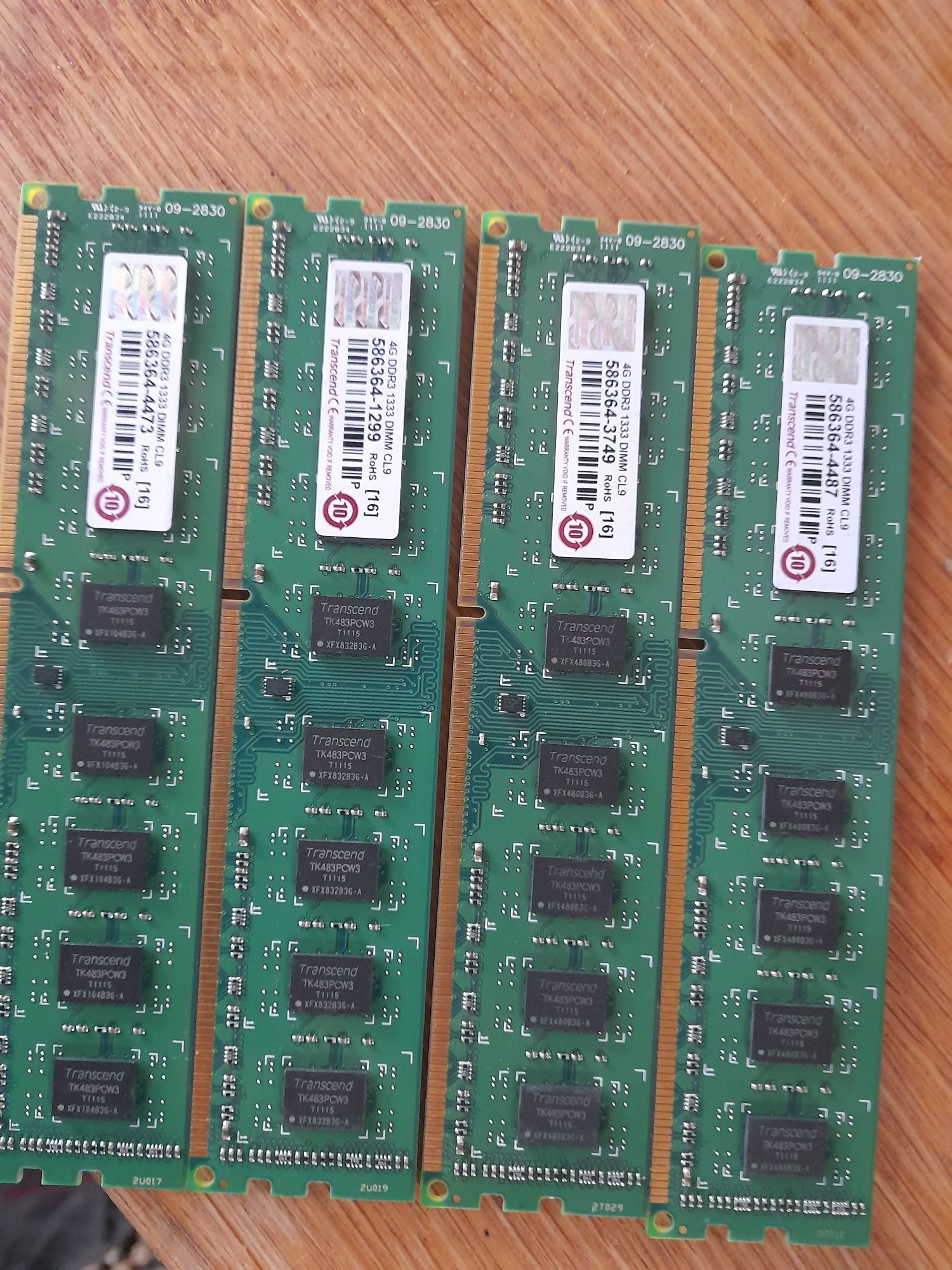 Vand 4 bucati rami ddr 4gb si 2 buc pt laptop de 2gb fiecare