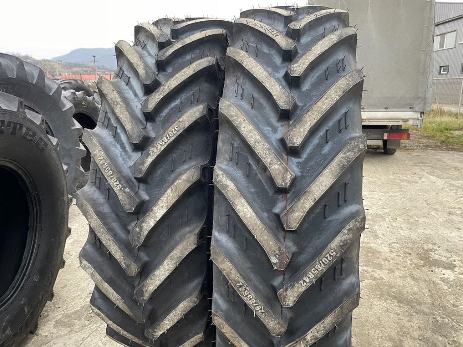 LICHIDARE DE STOC! 520/85R42 Radiale Rusesti Anvelope agricole 20.8-42
