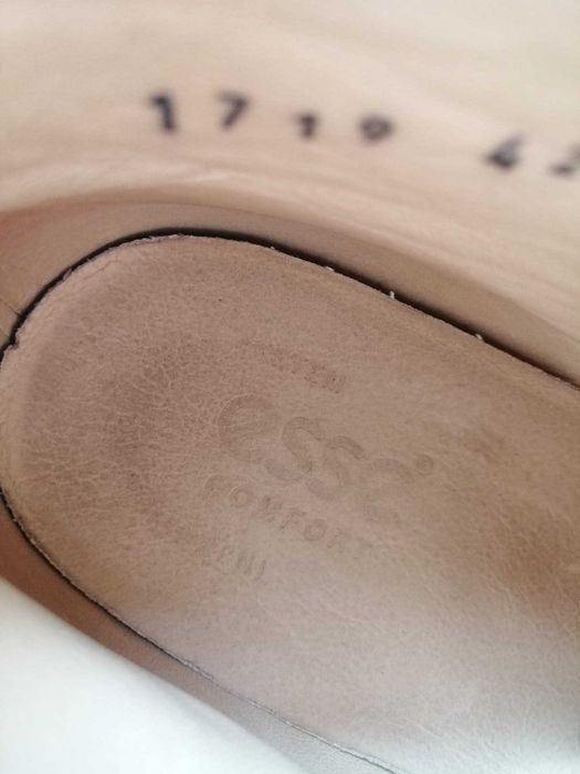 Дамски черни боти 42 номер