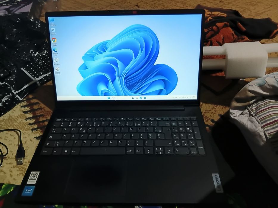 Lenovo noutbook 518mg hotira windows 11 da ishlaydi.