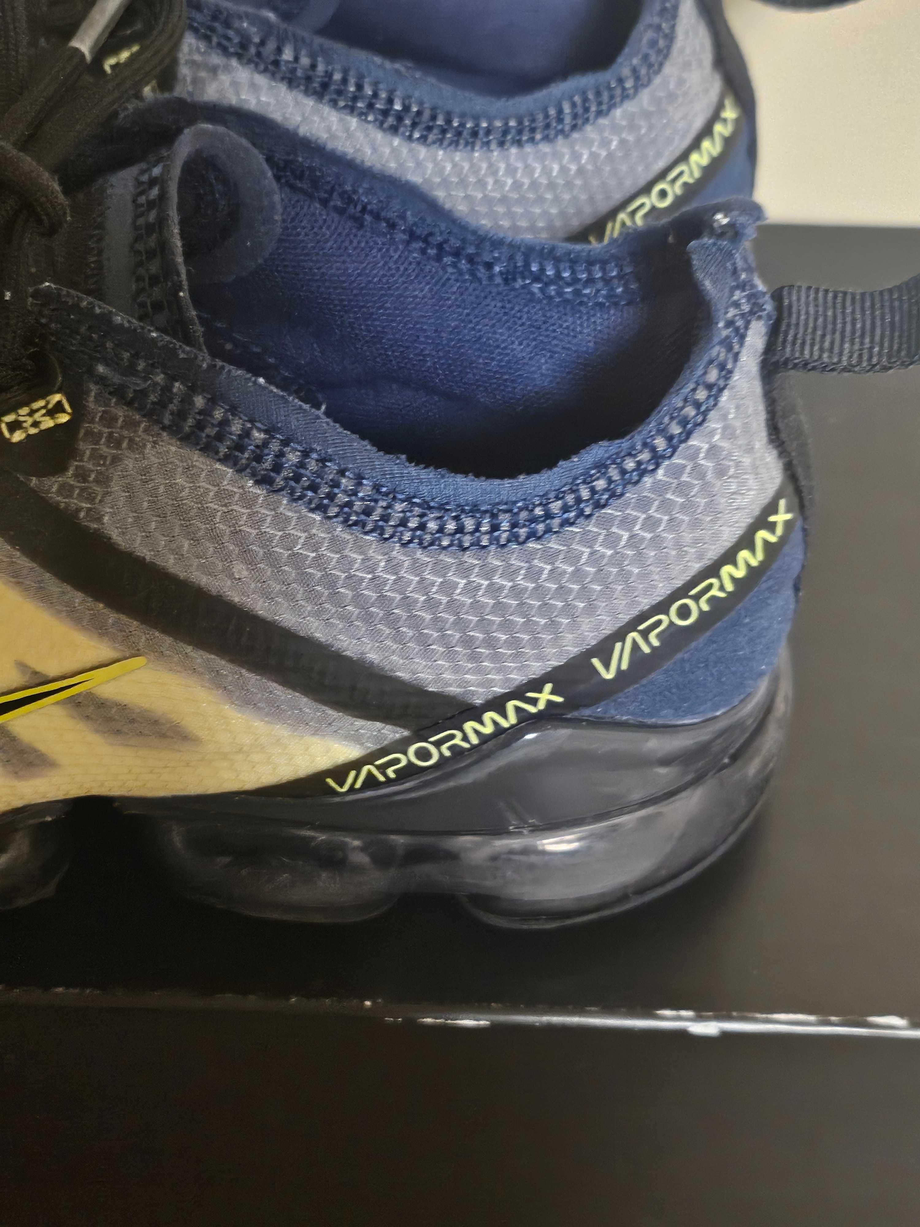 Nike Air Vapormax оригинални маратонки