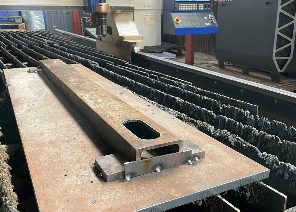 Debitare tabla CNC plasma pana la 35mm, placi hala, profile, sudura