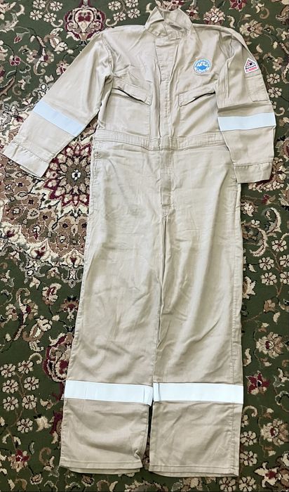 Жұмыс комбинезондары