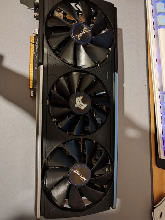 Placă video Radeon Rx 5700 xt sapphire nitro