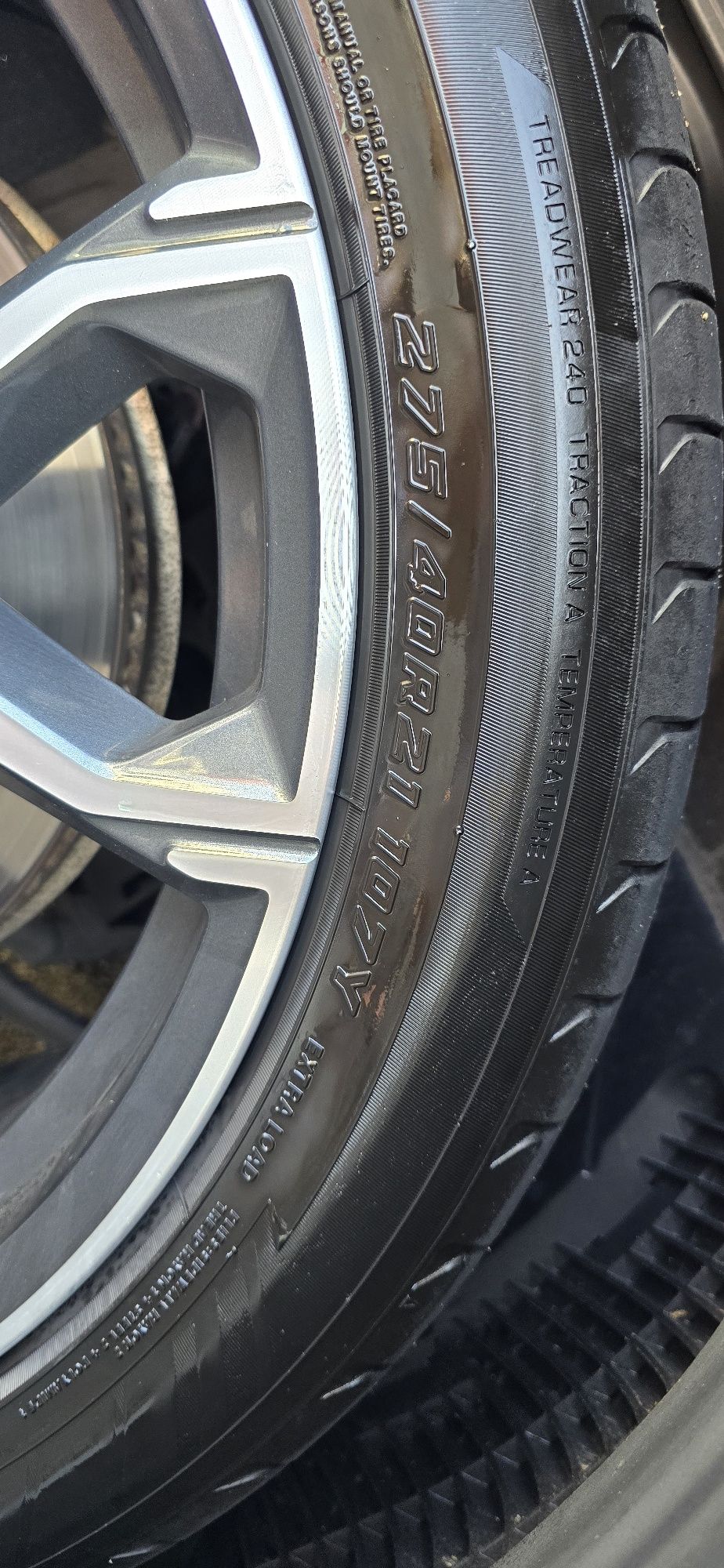 Спорт пакет 315/35R21, 275/40R21