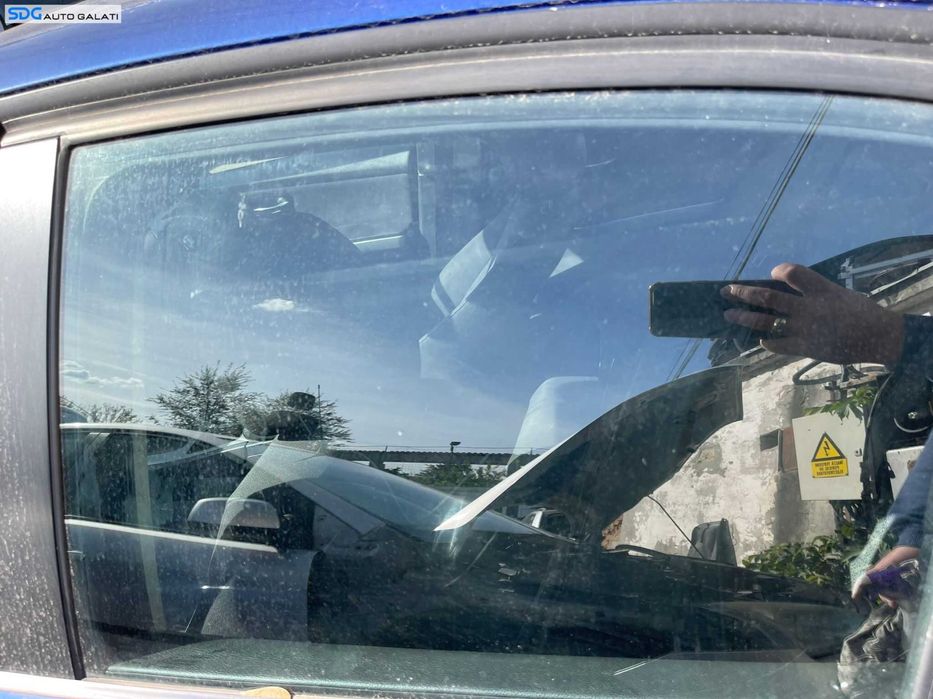 Geam Sticla Culisant de pe Usa Portiera Stanga Spate BMW Seria 3 E90 2004 - 2011 [C0914]