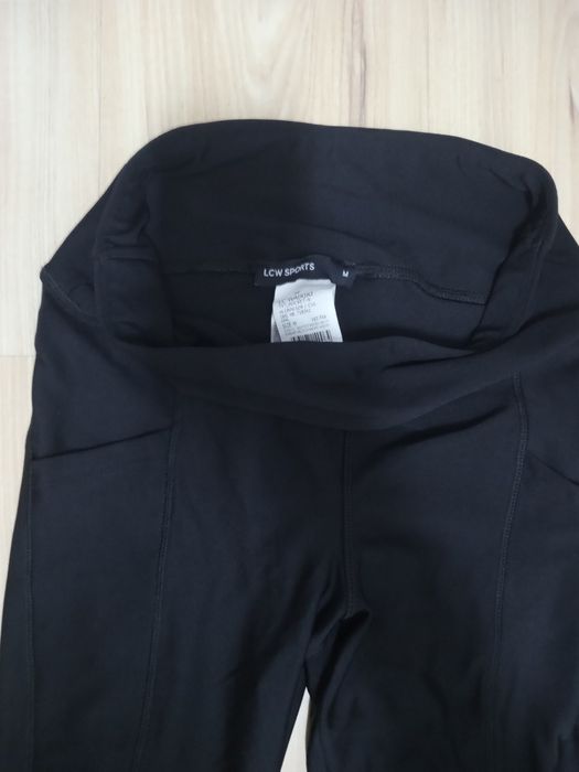 2 ii, Poșetă, fusta, bluza