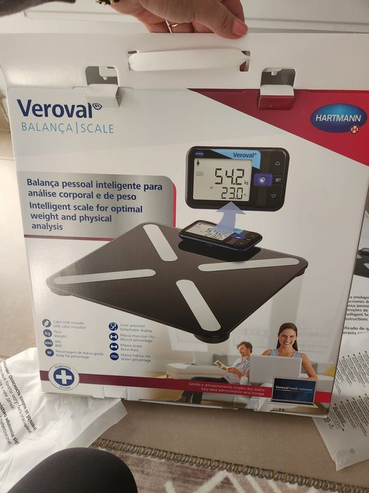 Cantar cu analizator corporal