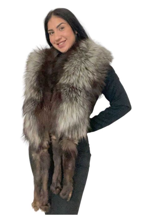 STIL SI ELEGANTA! Capa tip sal / blana naturala de  vulpe argintie.