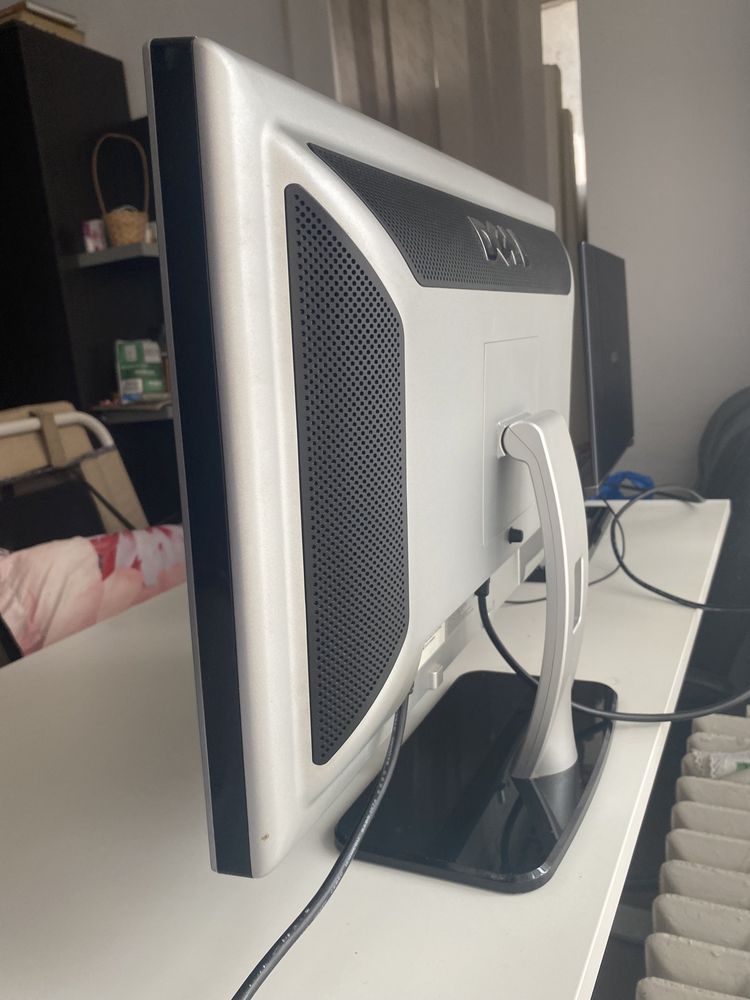 Monitor Dell diagonala 24 inch