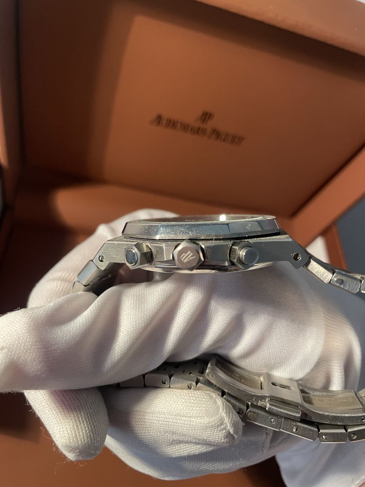 Часовник Audemars Piguet Royal Oak Chronograph Frosted White purple di