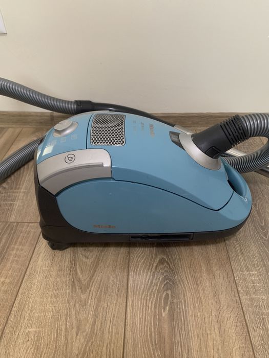 Aspirator Miele S4 EcoLine