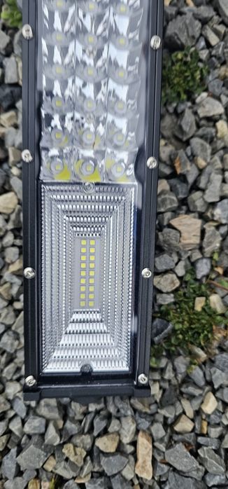 Bară proiector curbată