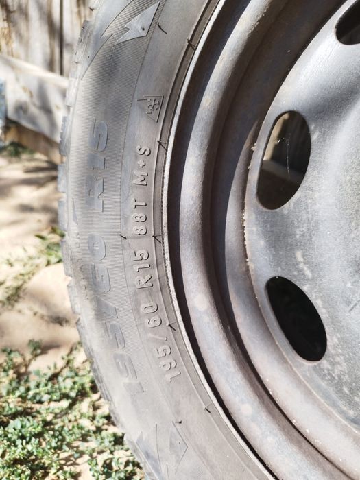 Anvelope cu jante Pirelli Formula si BFGoodrich de iarna R15
