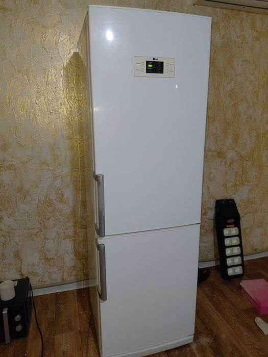 Холодилник и стиралная машина отлично работает