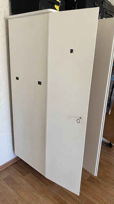 продам шкаф в прихожую