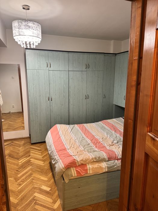 Inchiriez apartament 2 camere Zona Centru Craiova