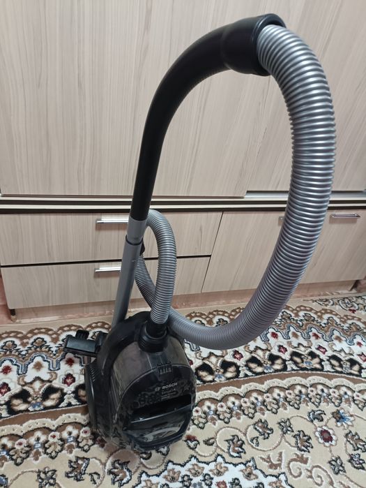 Продается Пылесос  Bosch
