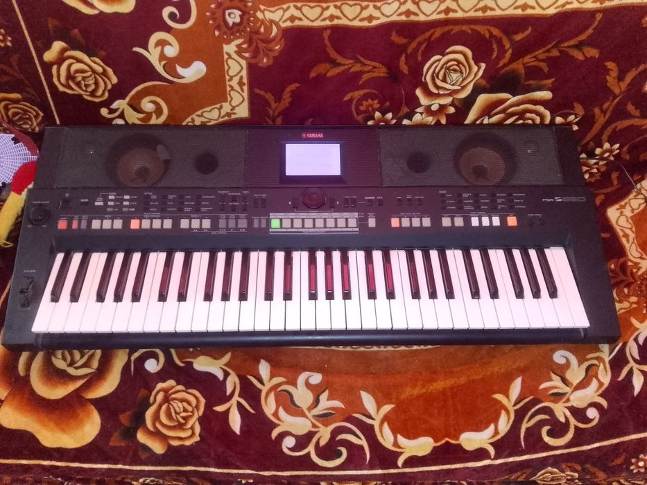 Orga  Yamaha s 650