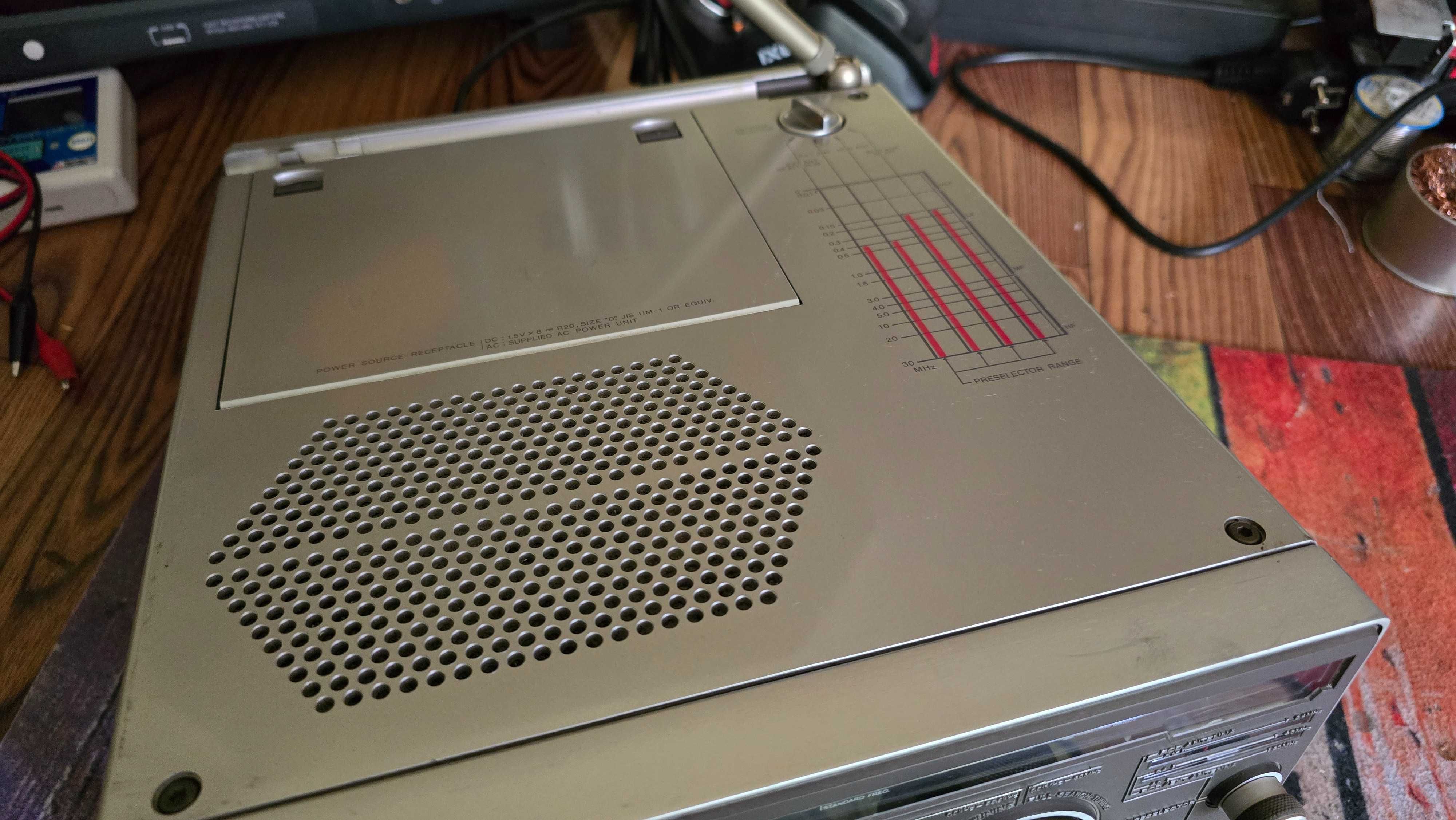 SONY CRF-1 радиоприемник