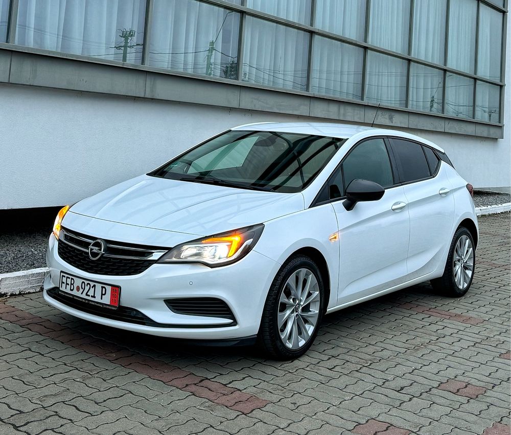 Opel Astra K 2016 1.6Cdti EURO6 Xenon Led Tempomat Parktronic CameraR