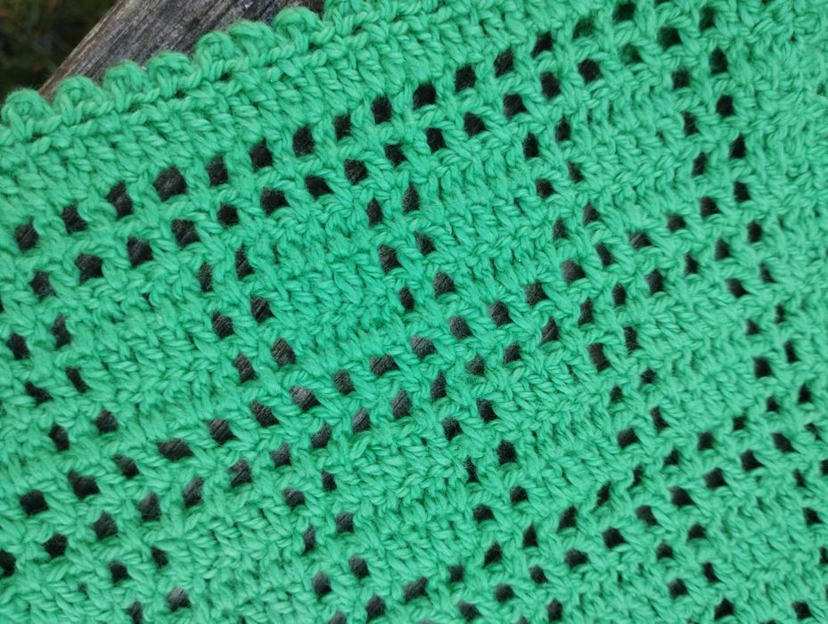 7 бр. подложки за сервиране изплетени на една кука  2 лв./1,02€ за бр.