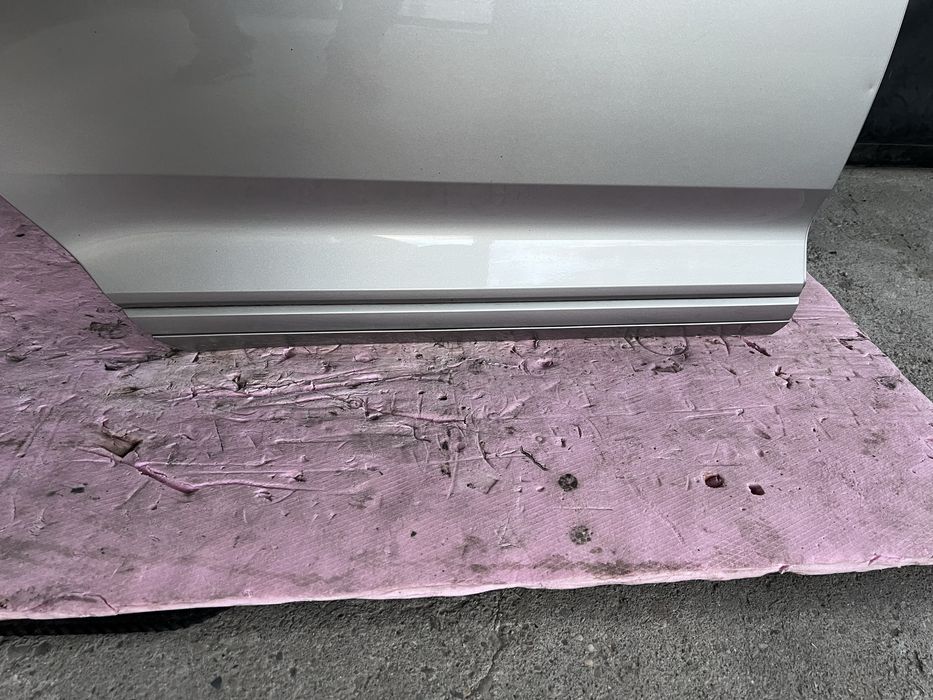 Portiera dreapta spate gri auriu passat b8 break cod culoare lb7w