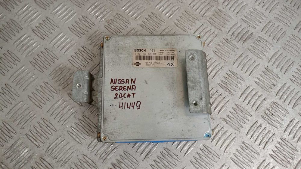 Компютър Nissan Serena 2.0i 1996г.