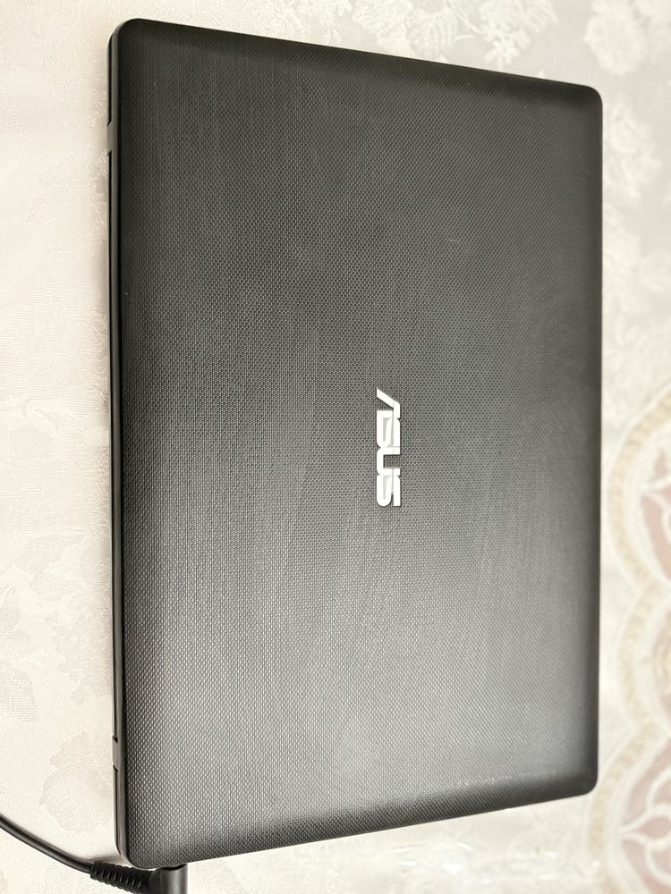Asus screen control (ekranidan boshqarsa bo’ladi)