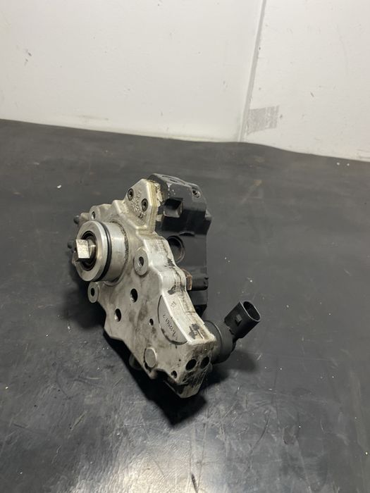 Pompa inalta presiune Mercedes C-class W203 2.2 cdi C220 C200