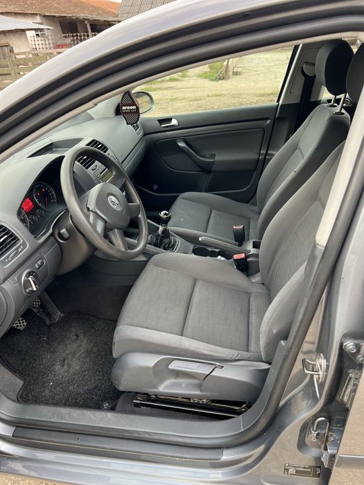 De vanzare vw golf 5